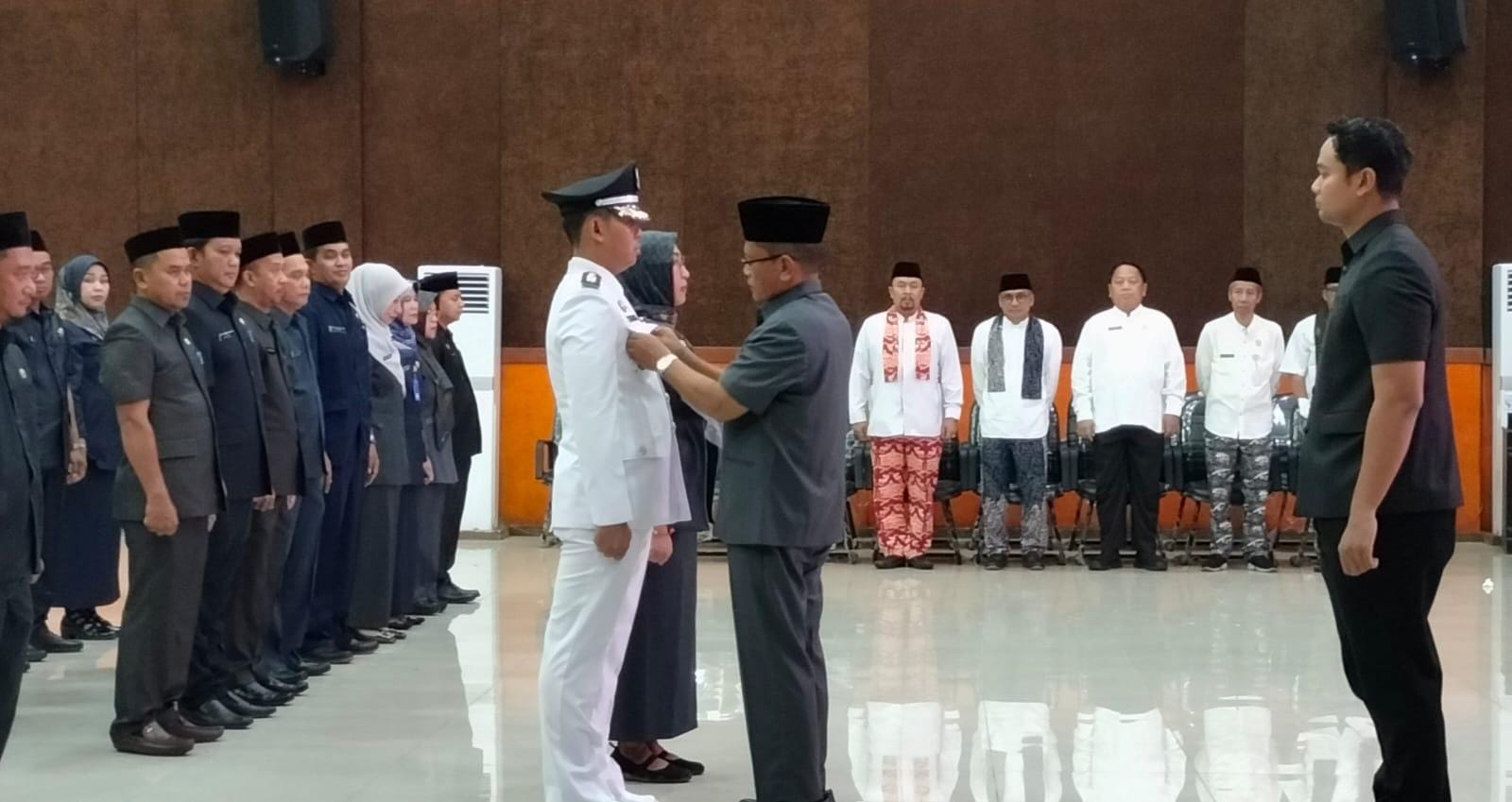 Pj Sekda Kabupaten Bekasi Lantik 40 Pejabat Pengawas