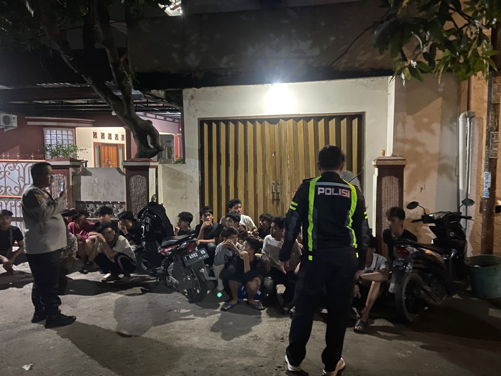Hendak Tawuran di Jalan Husni Hamid, 25 Remaja Diamankan Polsek Karawang Kota