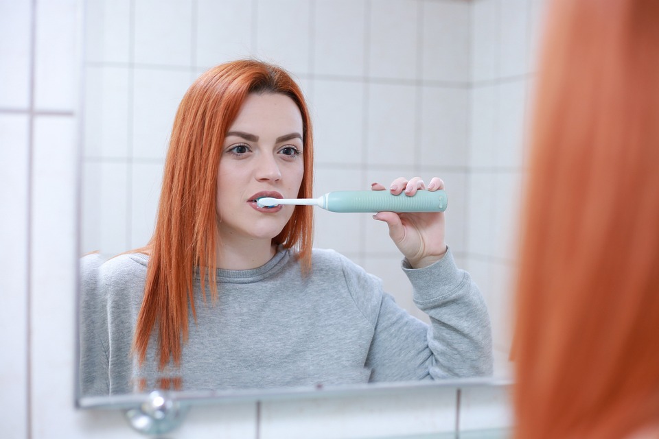 Jangan Sampai Salah! Begini Cara Menyikat Gigi yang Benar agar Tidak Sakit Gigi Lagi