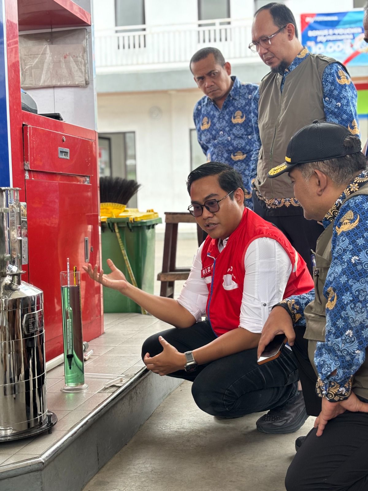 Pastikan Kualitas-Ketepatan Takaran BBM Jelang Nataru 2025/2026, Pertamina Bersama Pemkab Sukabumi Sidak SPBU