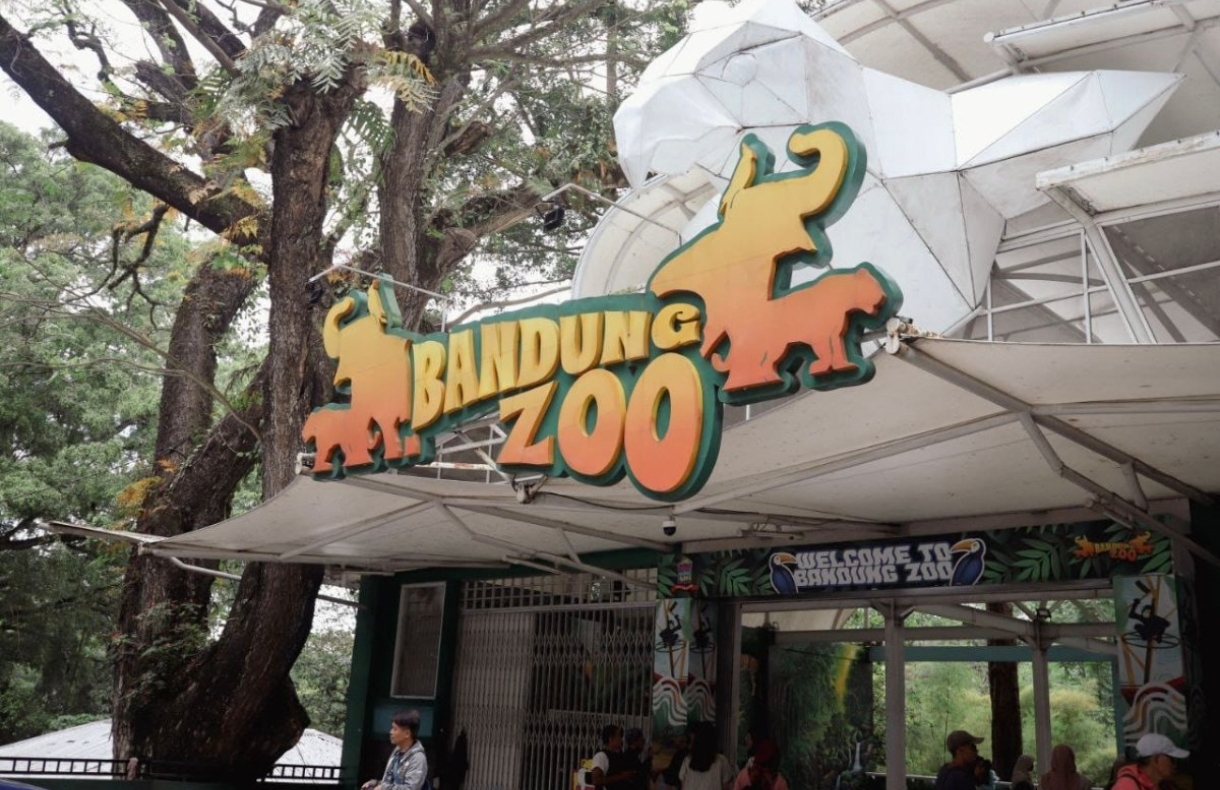 Gubernur Serahkan Masalah Bandung Zoo ke Pemkot Bandung