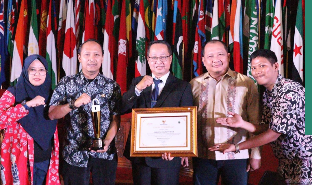 Kabupaten Bekasi Raih Anugerah Predikat Kabupaten Informatif Tingkat Jawa Barat