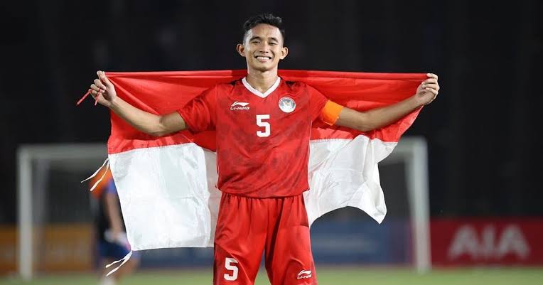 Kalem dan Mempesona, Ini Tips Tampil Keren Ala Rizki Ridho Sang Pemain Timnas yang Bisa Kalian Ikuti