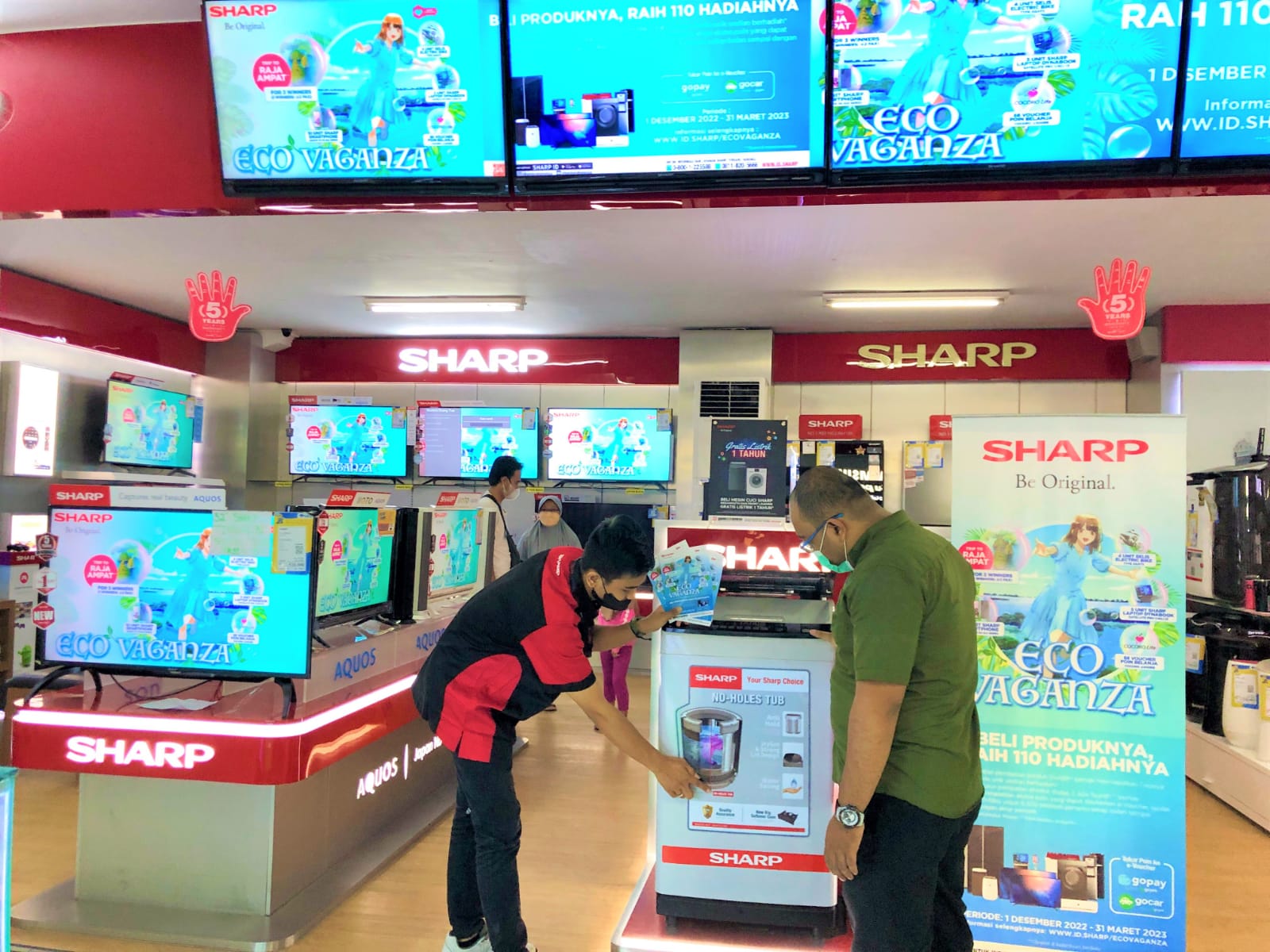 Sharp Berikan Promo Menarik Akhir Tahun, Ada  Potongan Harga, Hadiah Produk Elektroni dan Paket Jalan-jalan 