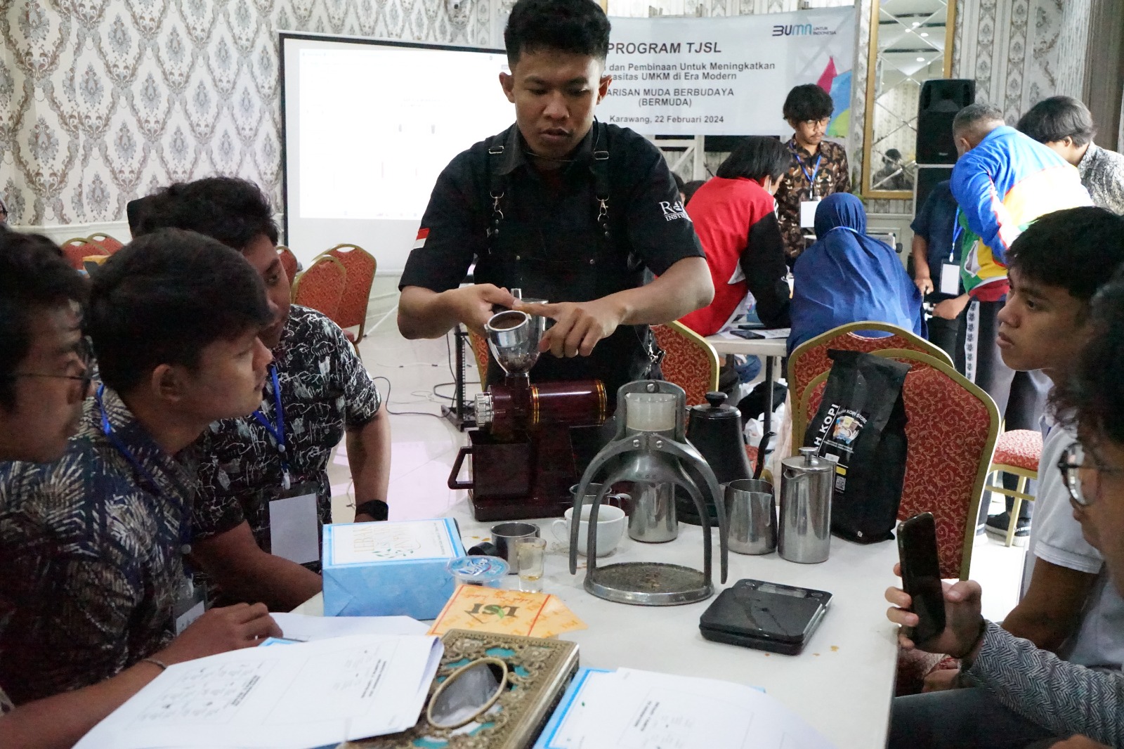 PLN PEDULI bersama Yayasan Barisan Muda Berbudaya (BERMUDA), Adakan Pelatihan UMKM di Kabupaten Karawang