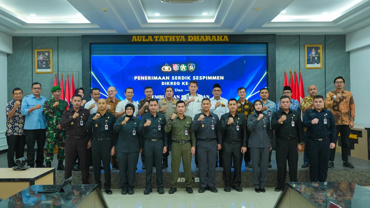 Polres Karawang Terima 10 Serdik Sespimmen Dikreg 66 MC III POKLAT X 
