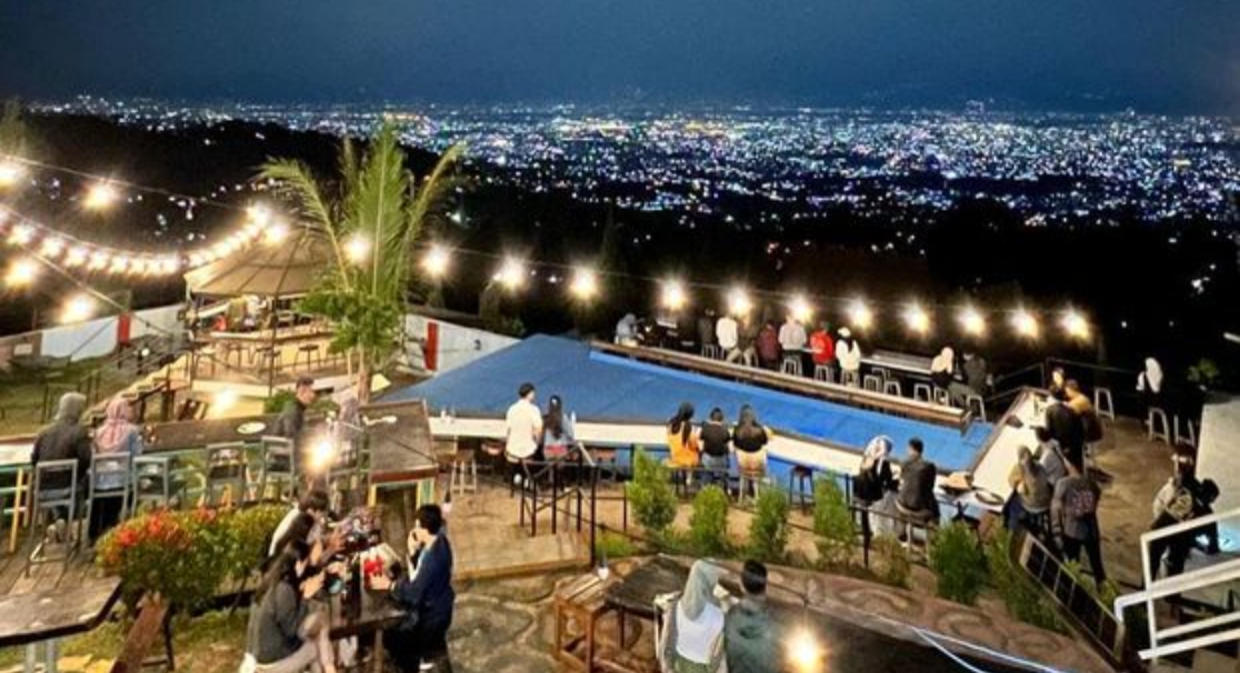 7 Tempat Menikmati City Light Bandung di Malam Hari, Ada Bukit hingga Kafe