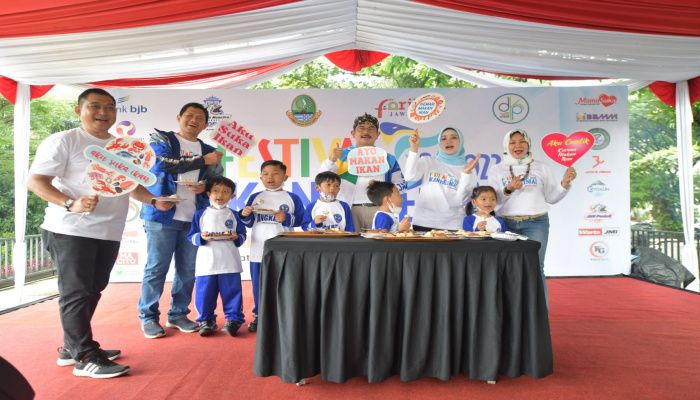 Jabar Kampanye Tumbuh Gemar Makan Ikan 