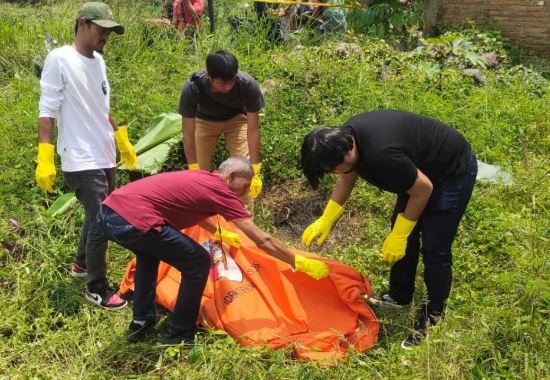 Bau Busuk Menyeruak, Warga Terperanjat dengan Penemuan Mayat Misterius di Cireunghas Sukabumi 