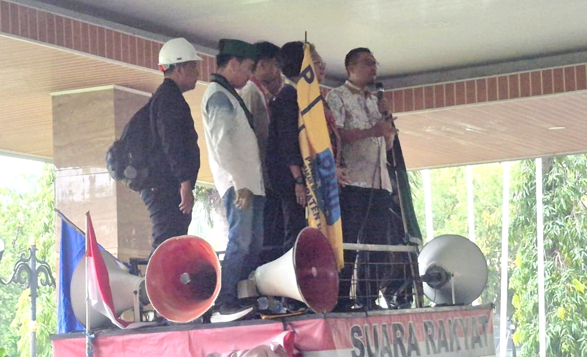 DPRD Sebut Aksi Mahasiswa Alarm Keras bagi Pemerintah Kabupaten Bekasi