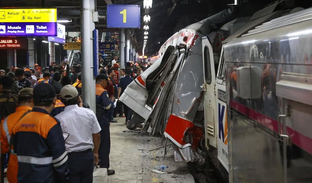 Pemkab Bekasi Data Perlintasan KA Ilegal 