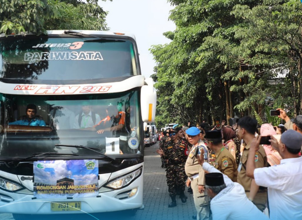 Pemkab Purwakarta Komit Berikan Layanan Terbaik bagi CJH, Kerahkan Ratusan Kendaraan Dinas Sejak Tahun 2017