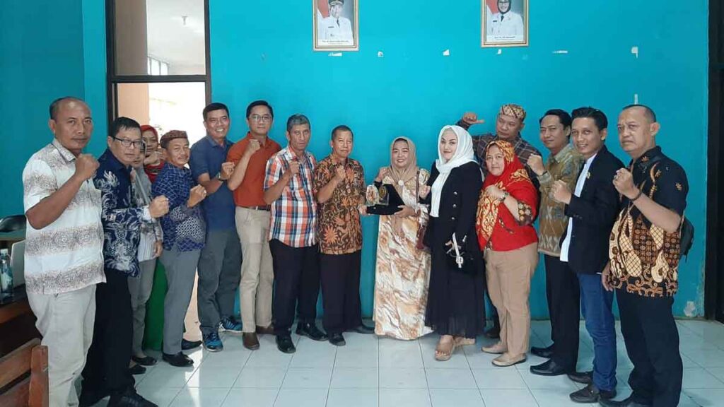 Pansus Raperda PPBK Kunker ke Kota Cirebon