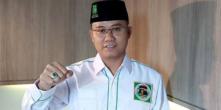 Derus Koordinir Partai Non Parlemen Hadapi Pilkada Karawang