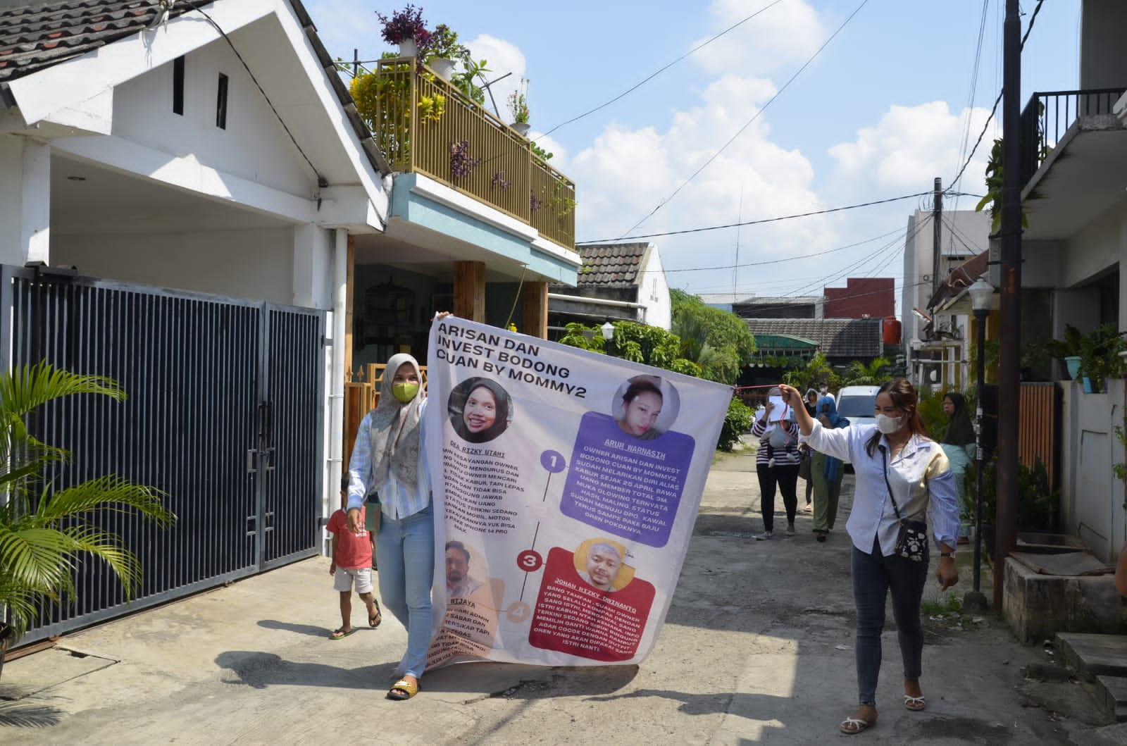 Lagi, Korban Arisan Bodong di Bekasi Datangi Rumah Mertua Terduga Pelaku 