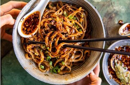 Resep Mie Chili Oil Pedas Manis yang Enak dan Bikin Nagih!