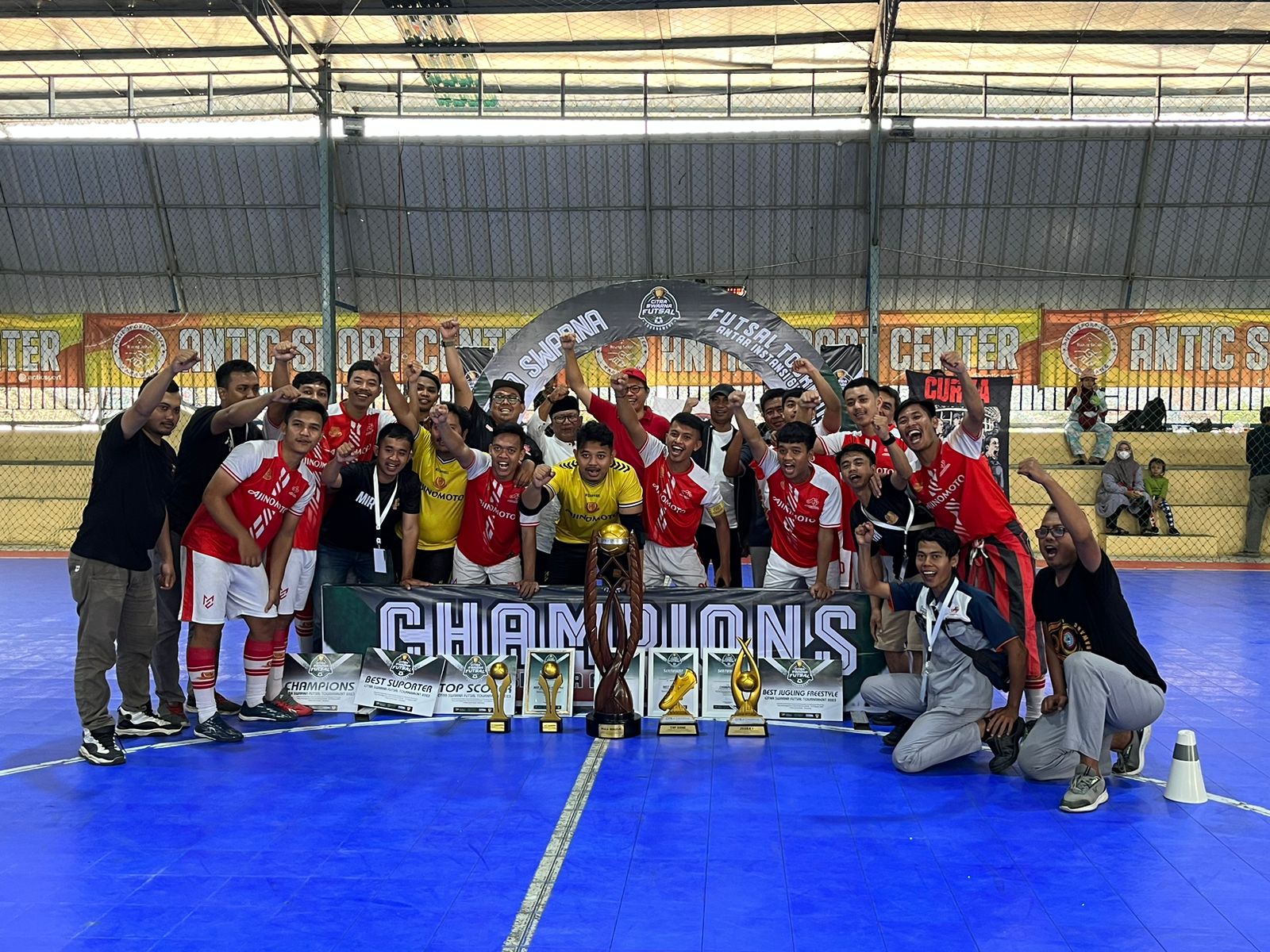 Turnamen Futsal Citra Swarna di Karawang Sukses Digelar, Direktur PSSI Acungi Jempol