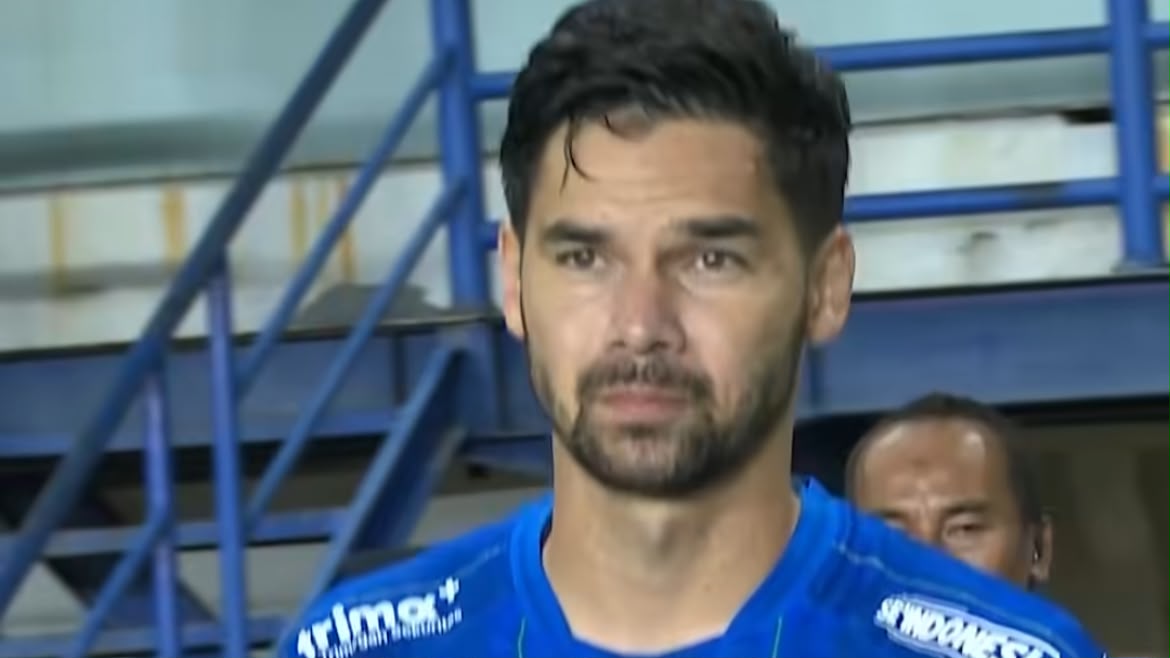 Babak Pertama Persib Bandung vs Persik Kediri Masih Imbang 0-0