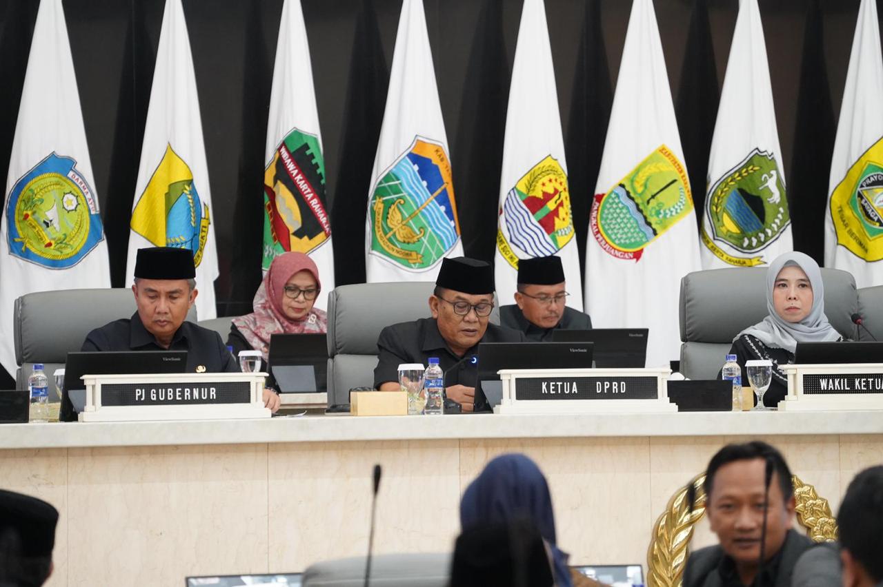 DPRD Jabar Memastikan Perpanjangan Waktu Kerja Pansus untuk Mempertajam Pembahasan