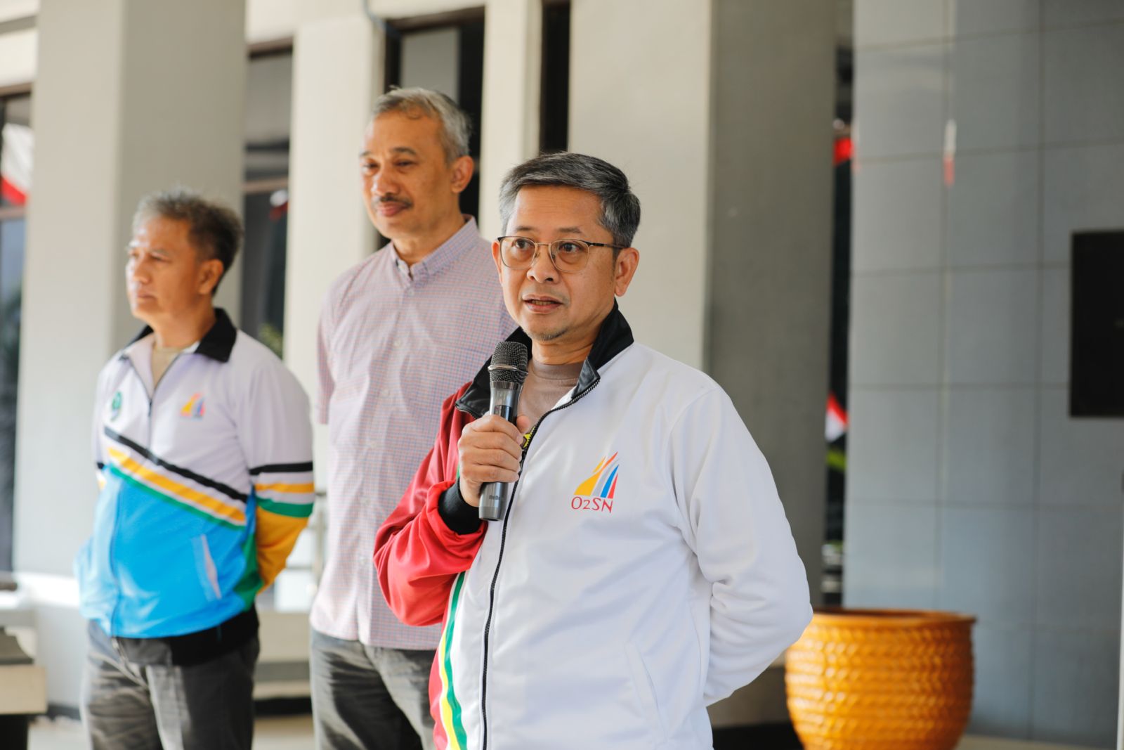 Disdik Jabar Lepas Kontingen O2SN SMA & SMK ke Tingkat Nasional