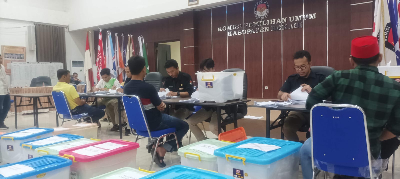 KPU Buka Pendaftaran Calon Bupati Bekasi Jalur Independen,  Asep Saepulloh Siap Daftar
