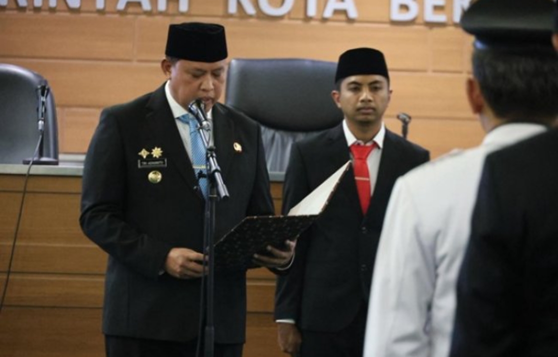 Wali Kota Bekasi Pimpin Rotasi dan Mutasi Puluhan ASN