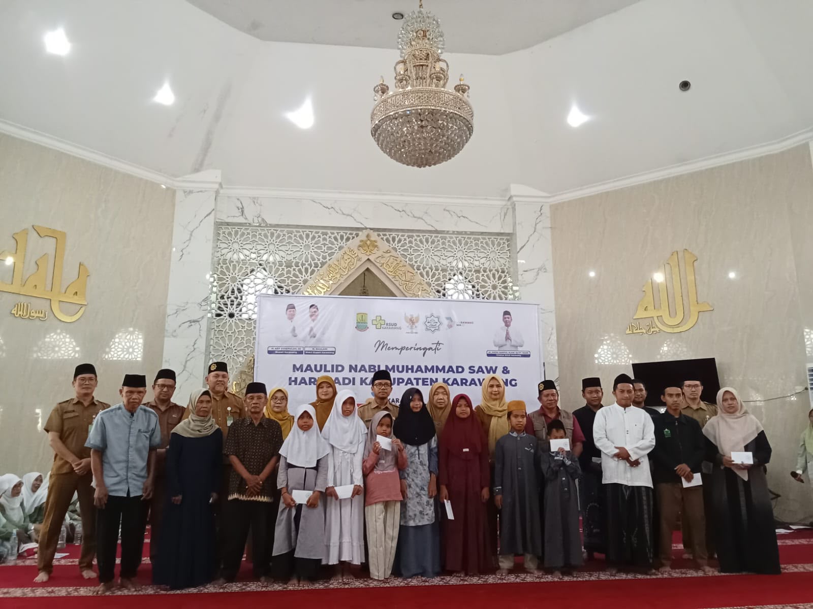 Peringati Maulid Nabi dan HUT Karawang ke-393, RSUD Santuni 393 Yatim dan Dhuafa