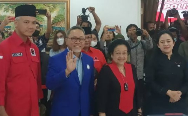 Ketum PAN Bertemu Megawati di DPP PDI Perjuangan 