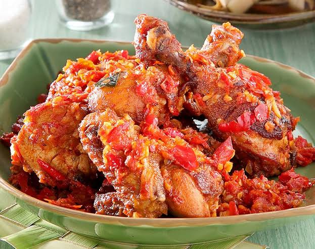 Resep Membuat Ayam Goreng Balado yang Mantap, Enak dan Gurih