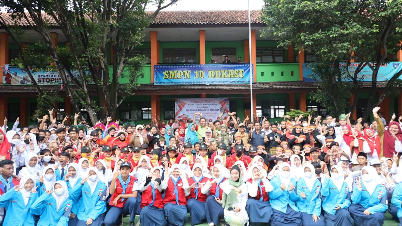 Bunda Literasi Kota Bekasi Ajak Pelajar Gali Potensi dan Stop Bullying