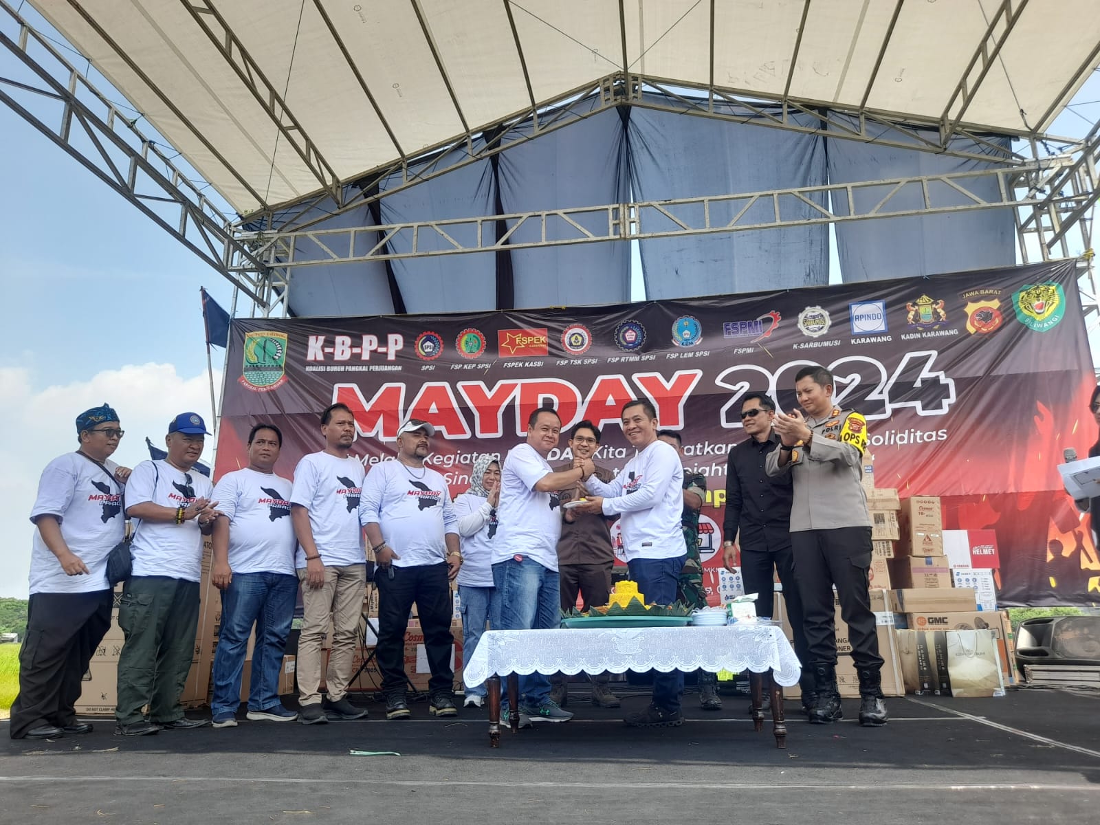 May Day, Pemkab Karawang Bersama Para Buruh dan APINDO Tingkatkan Sinergitas