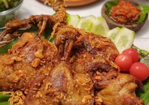 5 Rekomendasi Tempat Makan Bebek Goreng Paling Nikmat di Karawang, Empuk dan Bumbunya Meresap ke Tulang