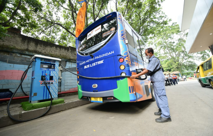 Pengoperasian Angkutan Massal Bandung Raya Go Green Diumumkan