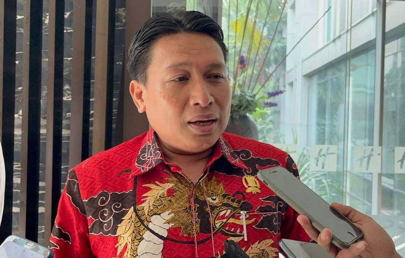 Siap Mundur dari Jabatannya, BN Holik Ngaku Siap Bertempur Abis-abisan di Pilkada Kabupaten Bekasi 2024