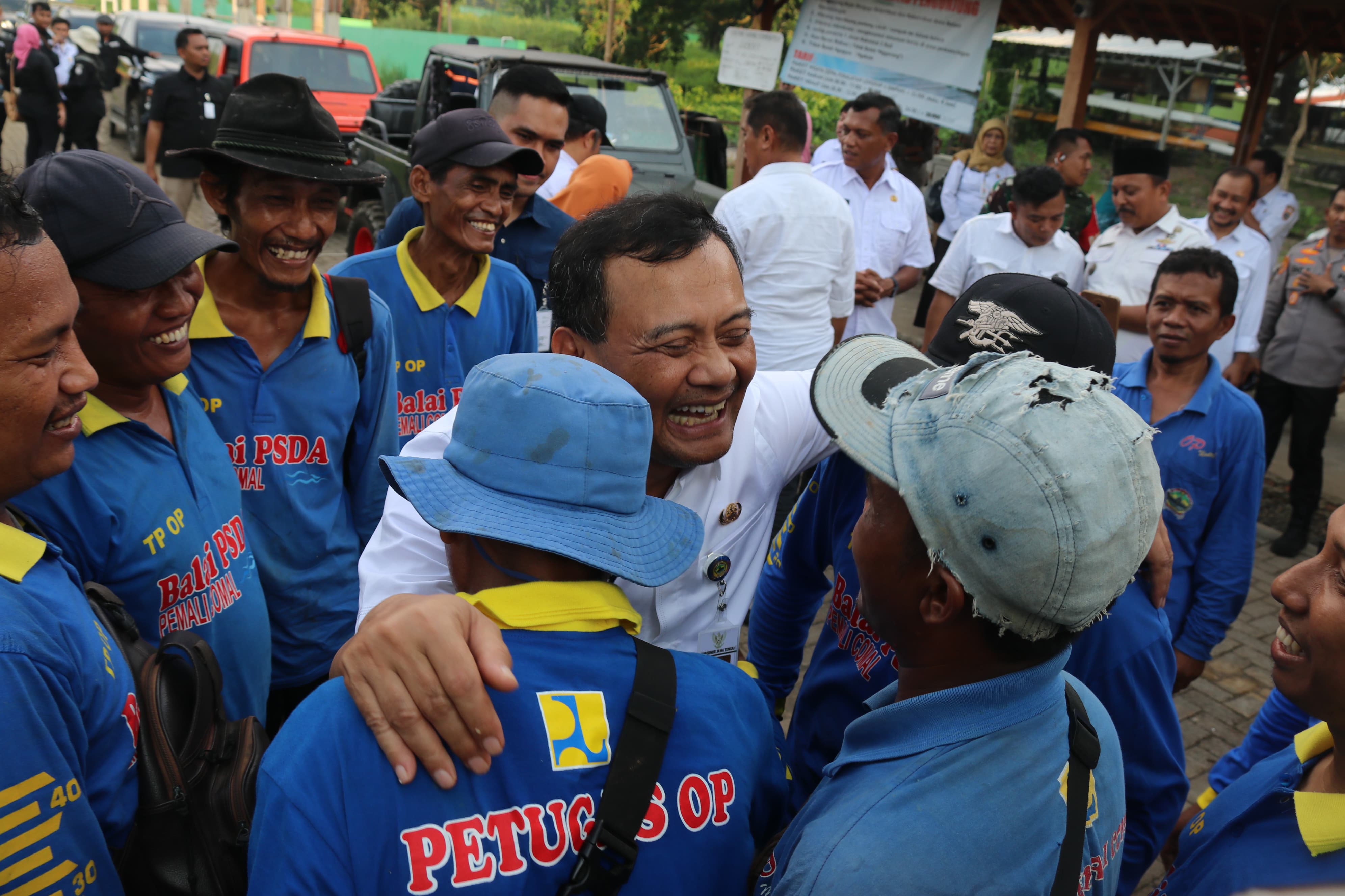 Gubernur Jawa Tengah Ahmad Luthfi Bidik Peluang Pengelolaan Sampah Berbasis Desa