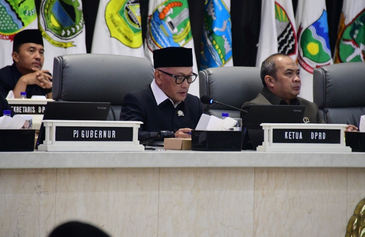 DPRD Jabar Gelar Rapur Penetapan Paslon Gubernur dan Wakil Gubernur Jawa Barat  Terpilih Periode 2025-2030