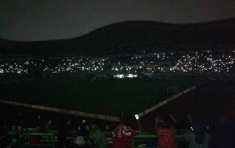 Bayar Listrik hingga Miliar Stadion PCB Mati Lampu saat Laga Persija vs Ratchaburi