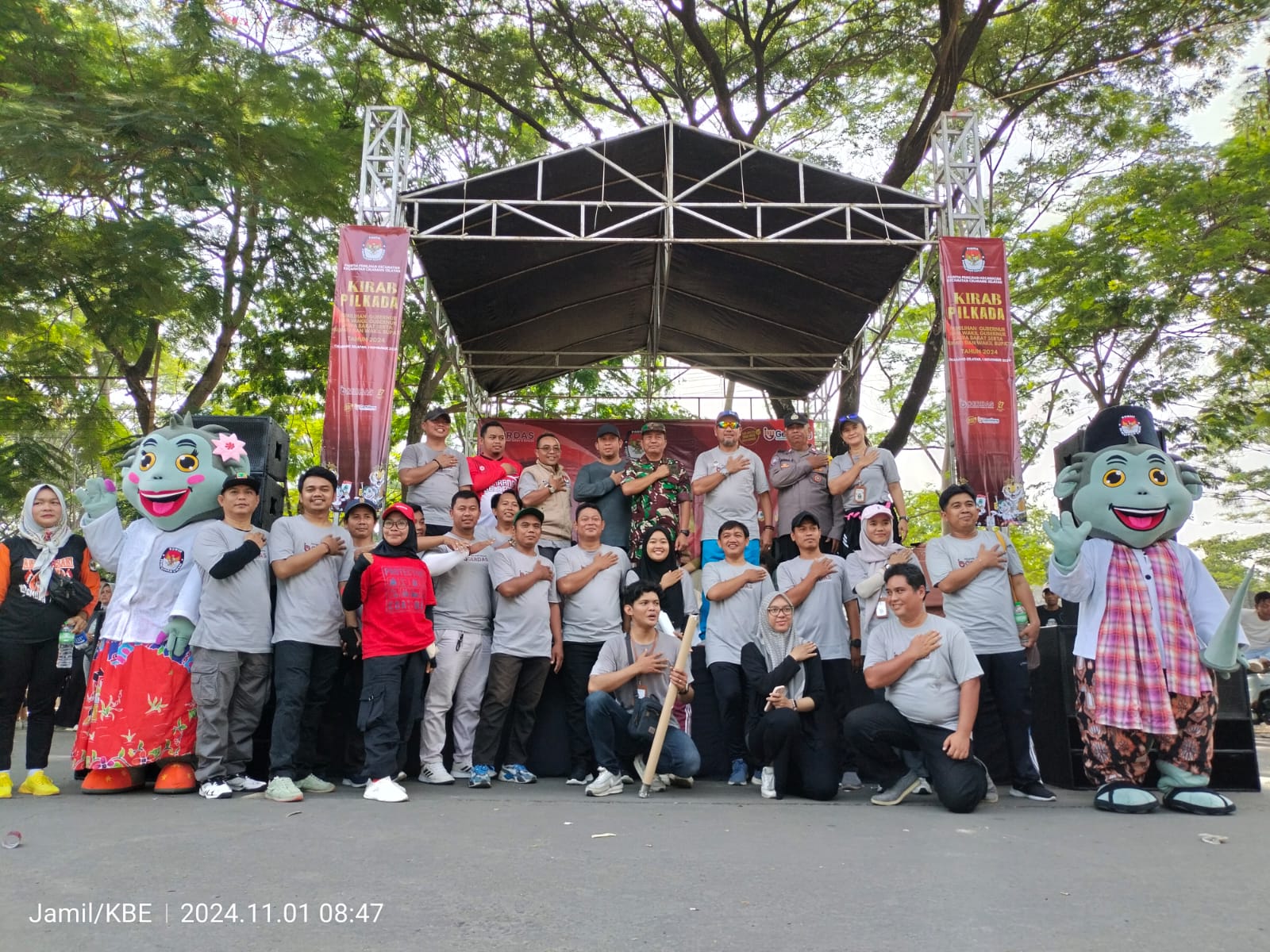 Kirab di Cikarang Selatan Ajang Sosialisasi Tahapan Pilkada Serentak 