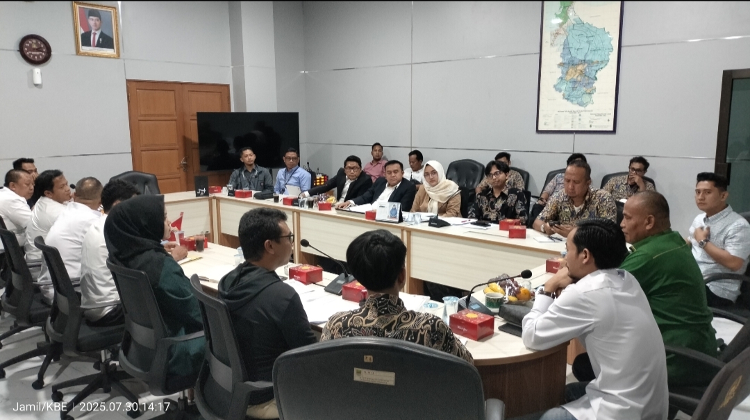 Komisi III Gelar RDP, Warga Perumahan The Arthera Hill 2 Merasa Kecewa Aspirasinya Dibatasi 