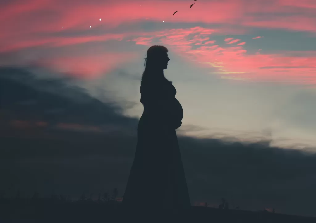 Kepercayaan Mandi Gerhana untuk Ibu Hamil Dalam Pandangan Islam