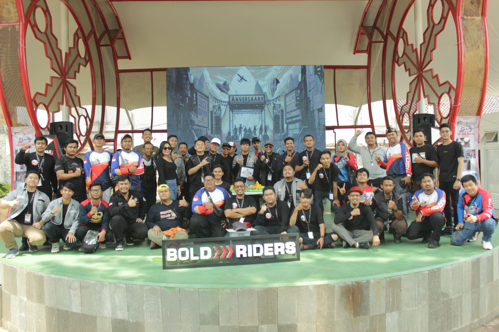 Ratusan Bikers Meriahkan 1st Anniversary CB150X Adventure Indonesia Chapter Bekasi Raya