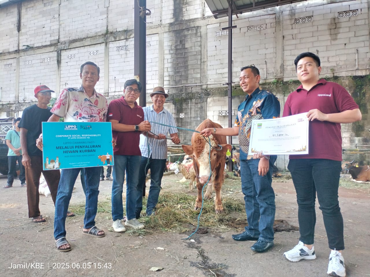 Bupati Bekasi Gandeng Pengusaha Salurkan Hewan Kurban, Lippo Cikarang Tak Pernah Absen