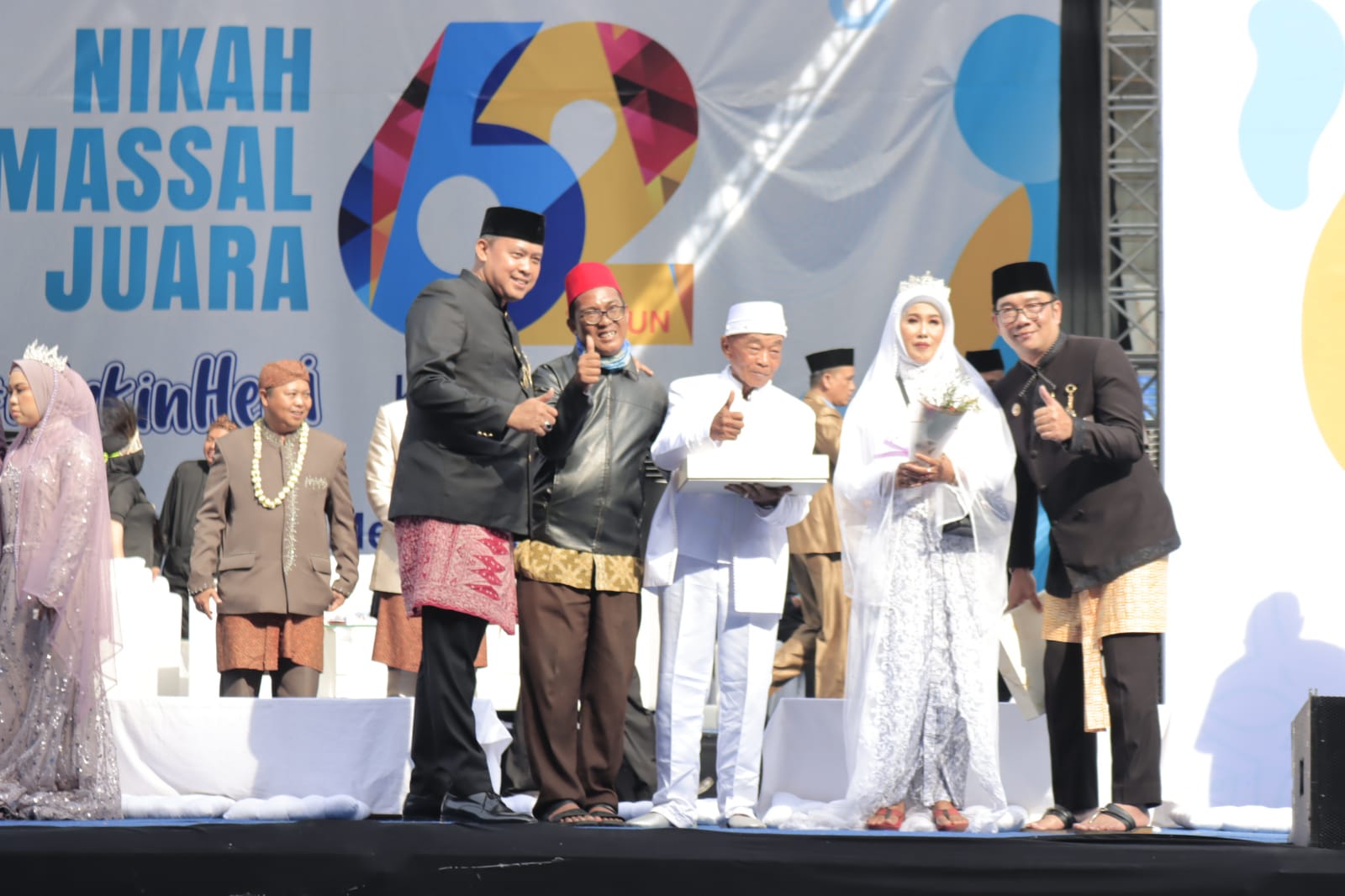 Nikah Massal Juara Bukti Cinta Festival di Bekasi Diikuti 280 Pasangan 