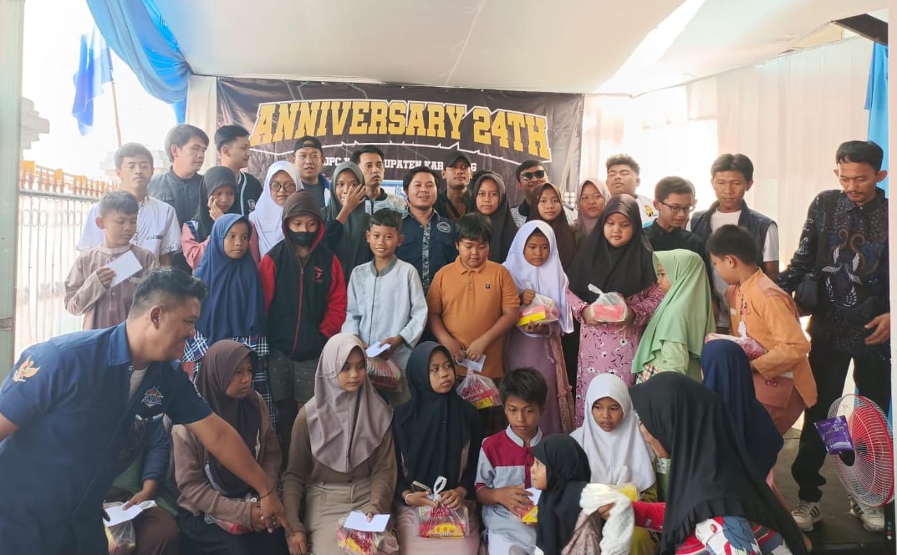 Peringati Hari Jadi ke-24, DPC XTC Karawang Gelar Bakti Religi Bersama 50 Anak Yatim Piatu di Desa Cikampek