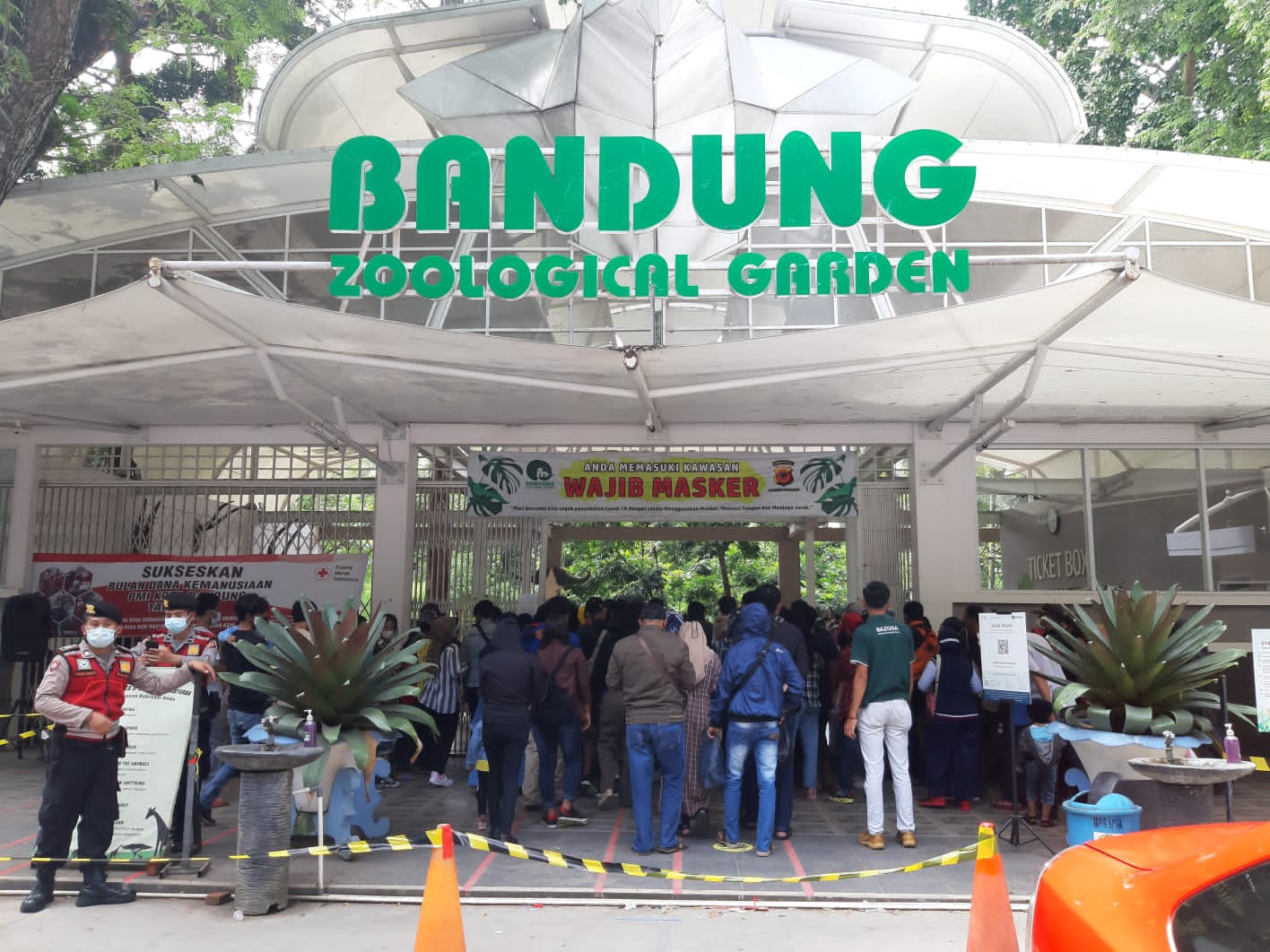 Penipuan Berkedok Rekrutmen Kerja di Kebun Binatang Bandung , Puluhan Warga Jadi Korban