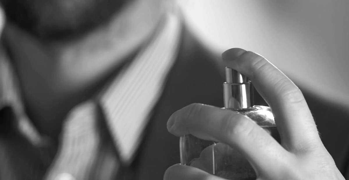 Tetap Wangi Meski Belum Mandi, Rekomendasi 7 Parfume Pria di Indomaret Anti Bau Apek Seharian