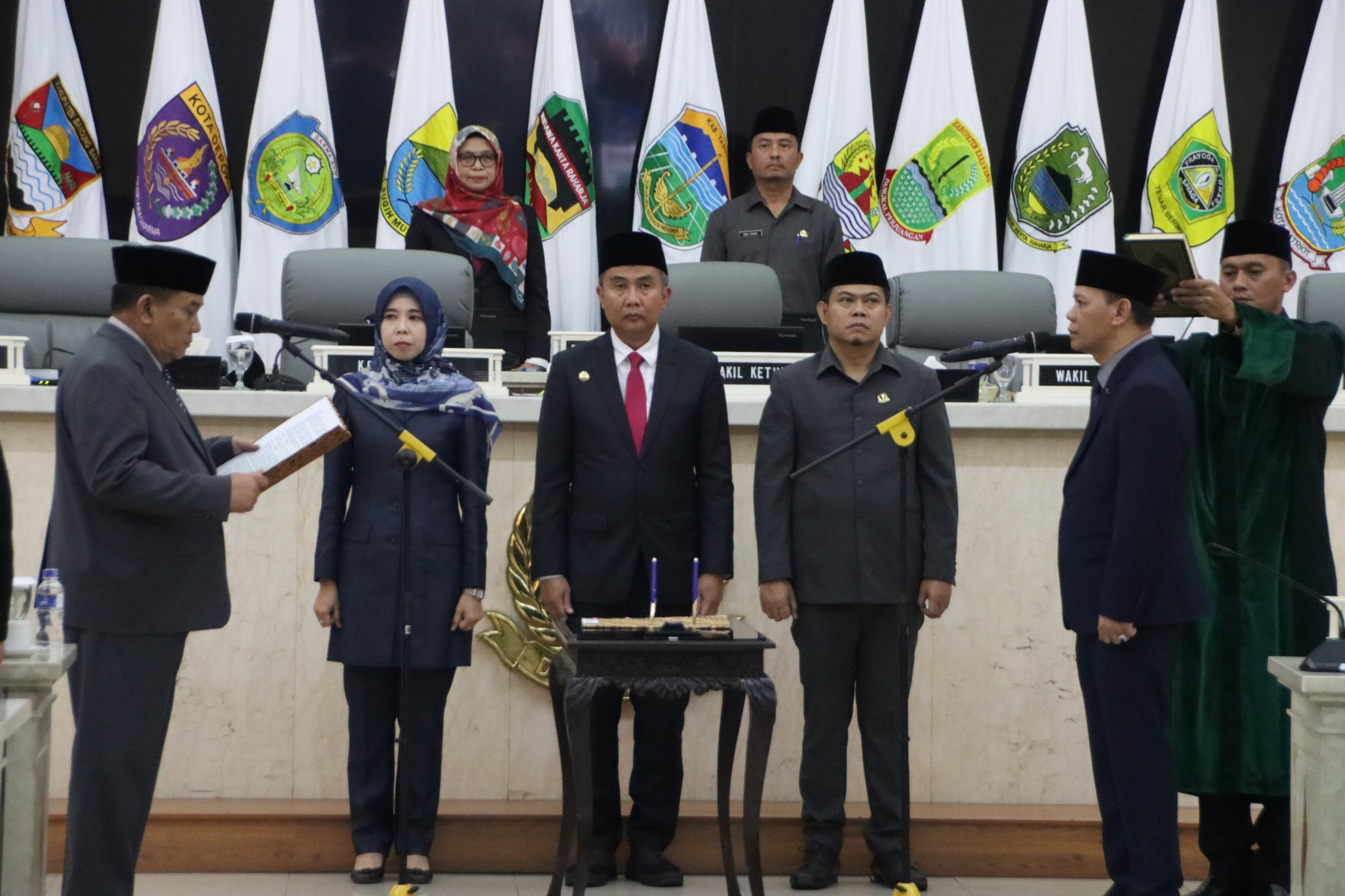 Andi Zabidi Resmi Dilantik Jadi PAW Anggota DPRD Jawa Barat