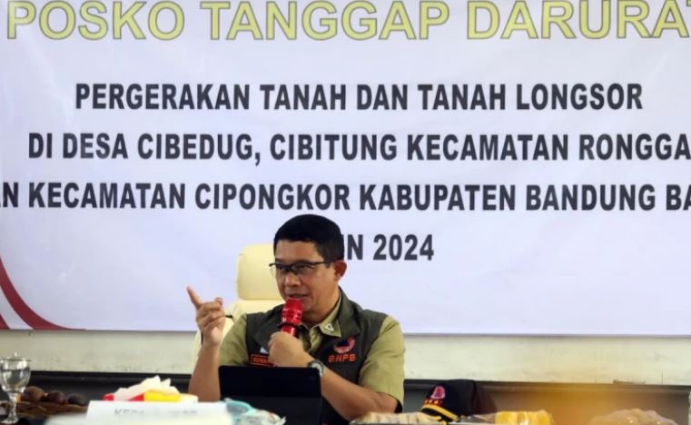 Kepala BNPB Pimpin Rapat Penanganan Pergerakan Tanah dan Tanah Longsor di Bandung Barat