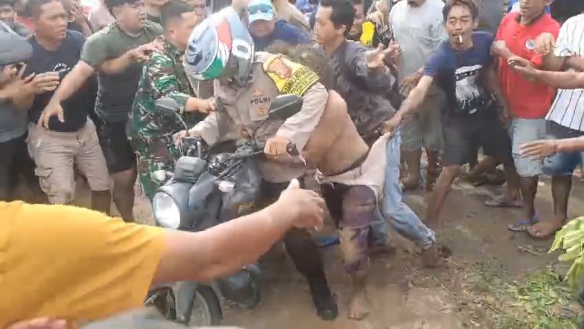 Petaka Selingkuhi Bini Orang, Pria Asal Tirtajaya Habis Dihajar Massa 