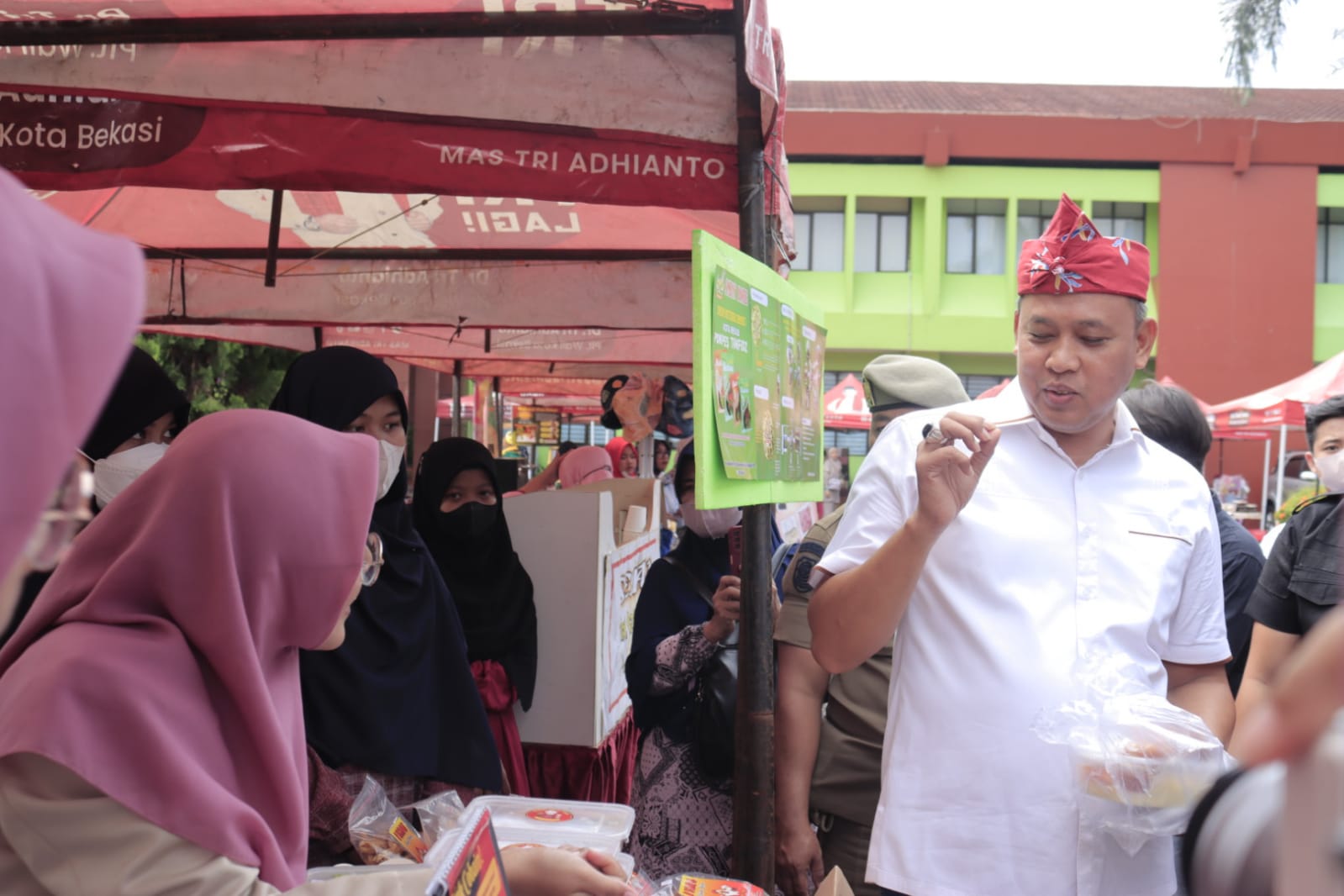 Seminar Nasional Bertajuk 